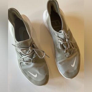 Nike Free Run 5.0 Grey and White womens size 11 sneakers